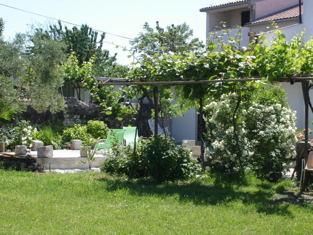 Holiday Apartment In Funtana With Balcony, Air Conditioning, Wifi, Washing Machine 4982-1 外观 照片